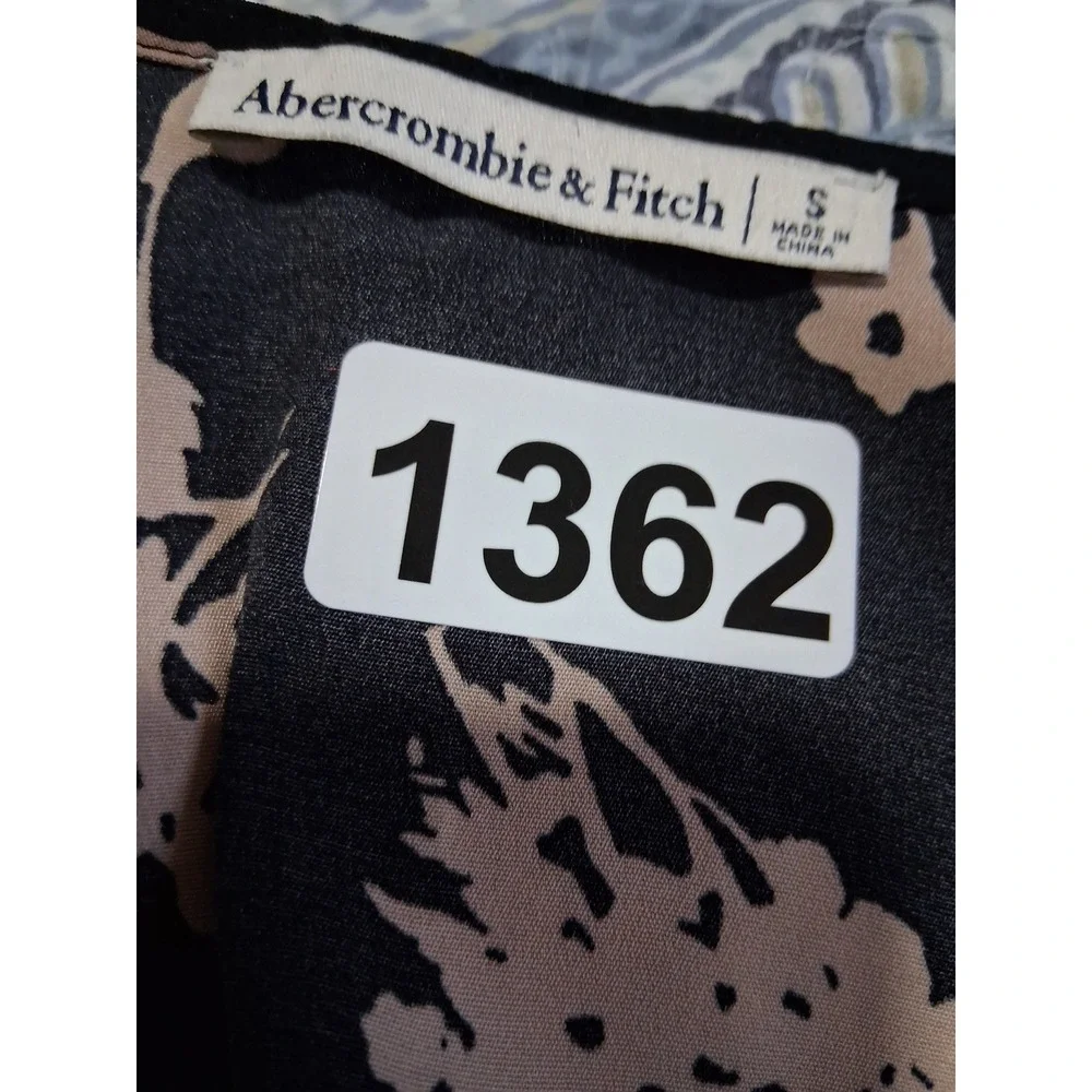 Y2k Abercrombie & Fitch Babydoll Smocked‎ Women's size Small Milkmaid Fairy Top